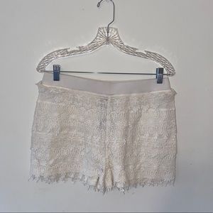 NWT Express White Crochet Floral Patterned Shorts